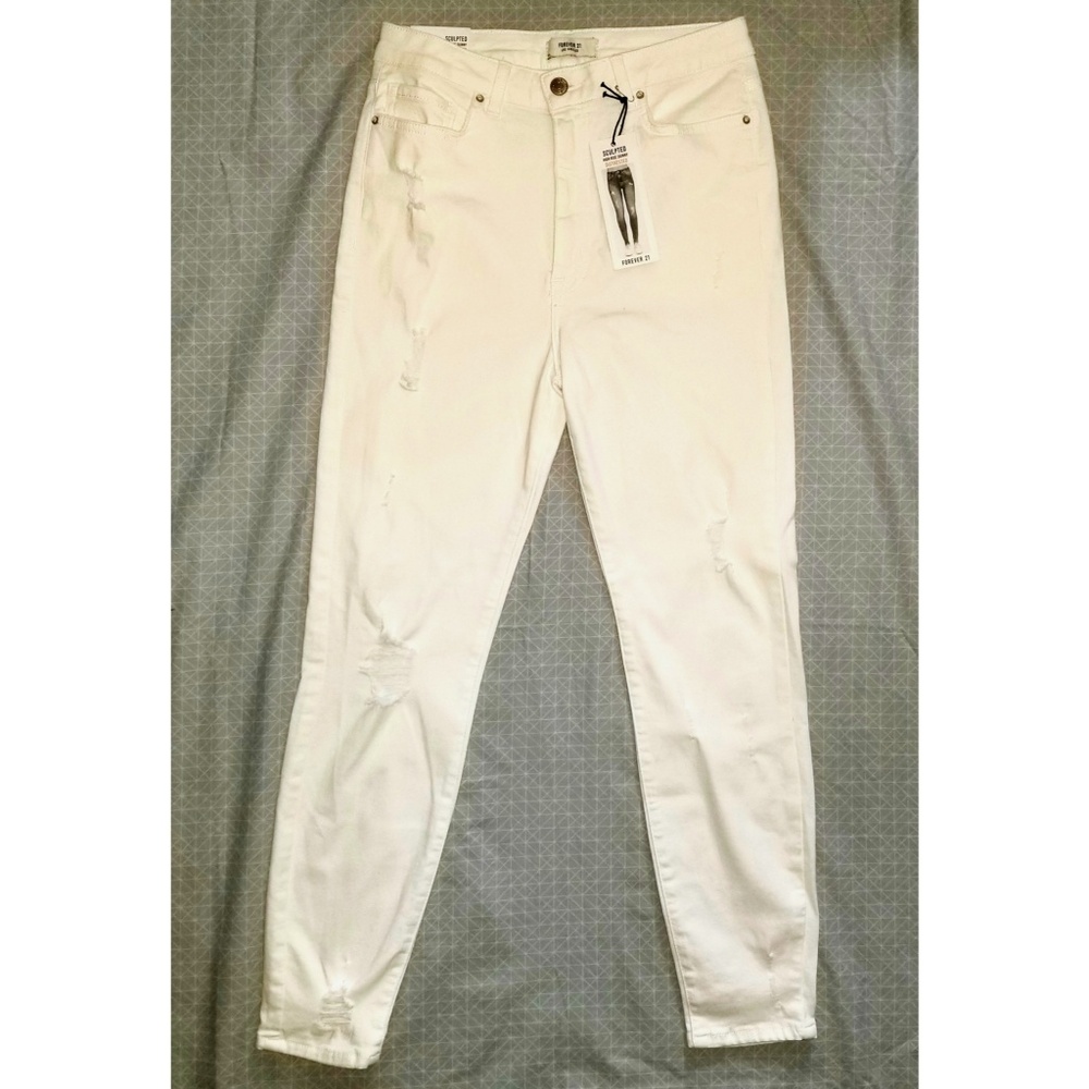 *Last Chance* High Rise Skinny Distressed Jeans 29